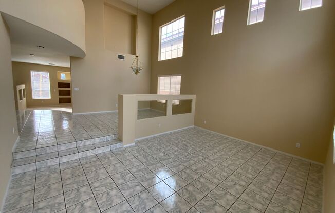 SILVERADO RANCH 4 BEDROOMS 2.5 BATHROOMS WITH Large Cul De Sac LOT!