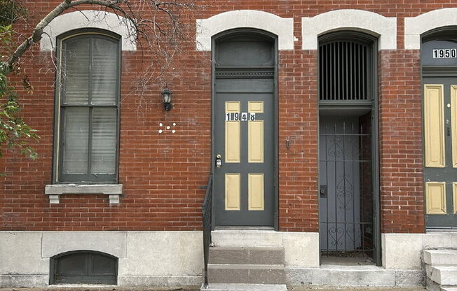 1948 BENTON ST