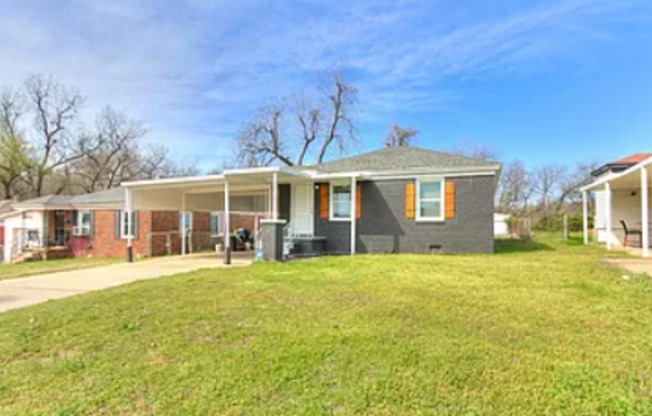 Gorgeous 3 Bed 2 Bath in the heart of OKC