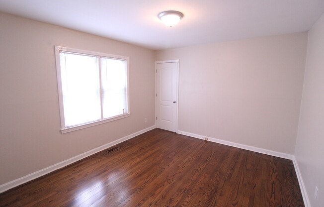 2 beds, 1 bath, $1,550