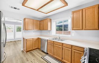 3 beds, 2 baths, $2,300
