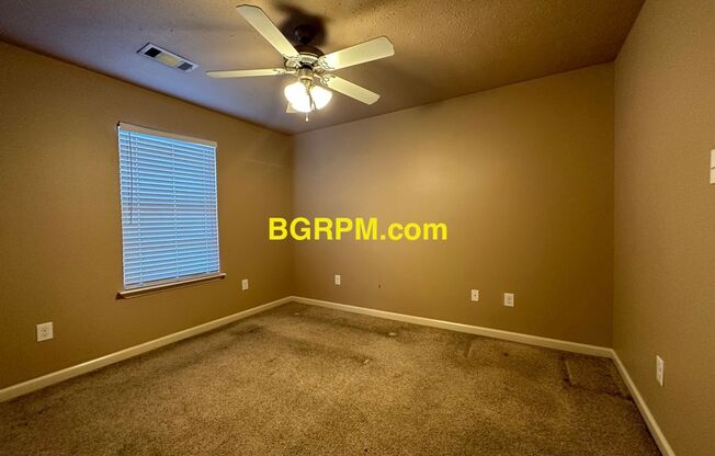 3 beds, 2 baths, $1,375