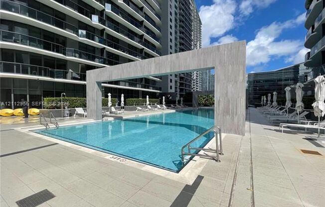1 bed, 1.5 baths, $3,750, Unit # 1810