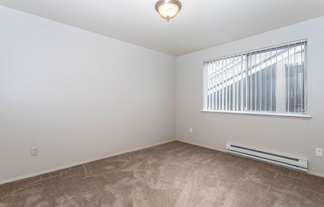 2 beds, 1 bath, 829 sqft, $1,700, Unit 125