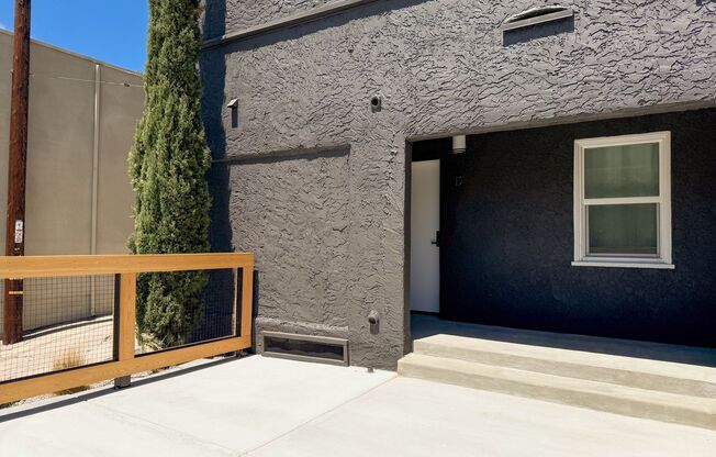 1 bed, 1 bath, $2,720, Unit 13