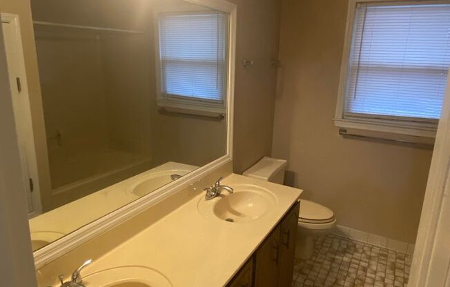 445 Pleasant Home