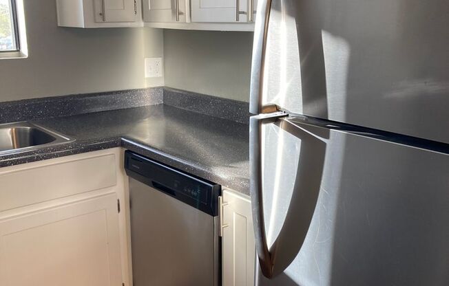 2 beds, 2 baths, 900 sqft, $1,475, Unit 234