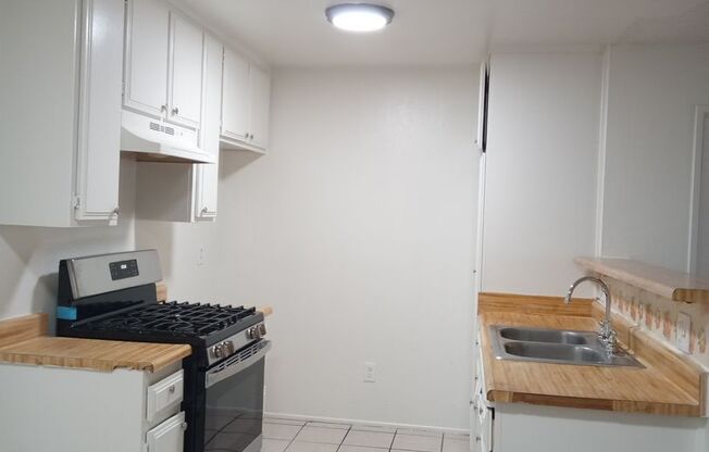 1 bed, 1 bath, 523 sqft, $1,900, Unit 107