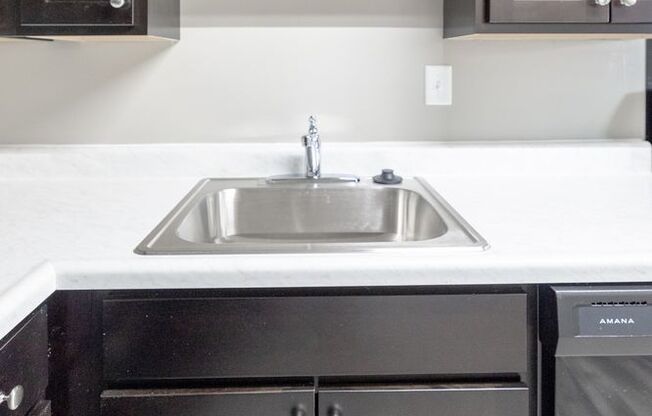 2 beds, 2 baths, 924 sqft, $1,315, Unit Unit 616