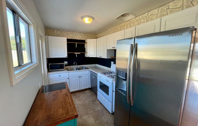 3 beds, 1 bath, $3,550