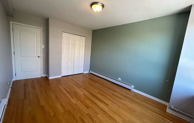 1 bed, 1 bath, 700 sqft, $1,950, Unit 418-0912