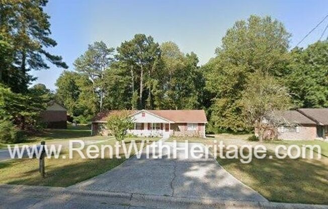 FANTASTIC 2 BEDROOM 1.5 BATH DUPLEX WITH ALL THE UPGRADES / GREAT LOCATION