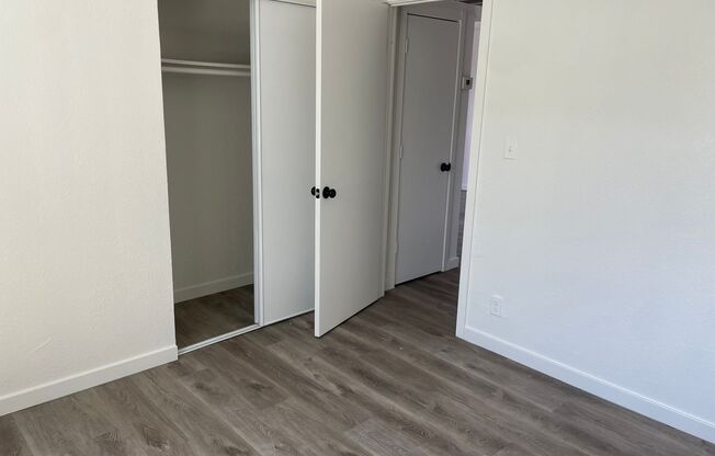 2 beds, 1 bath, 750 sqft, $1,163, Unit 17