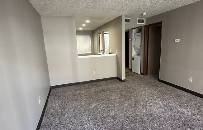 1 bed, 1 bath, 643 sqft, $1,275, Unit 229