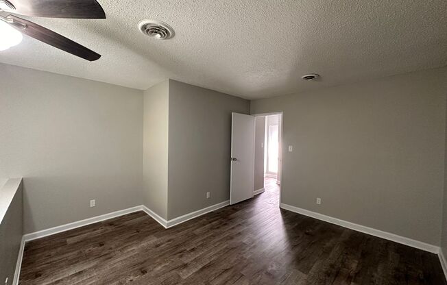 1 bed, 1 bath, 790 sqft, $1,195, Unit 15H