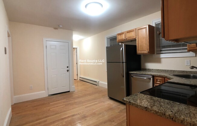 6 8 NASHUA ST