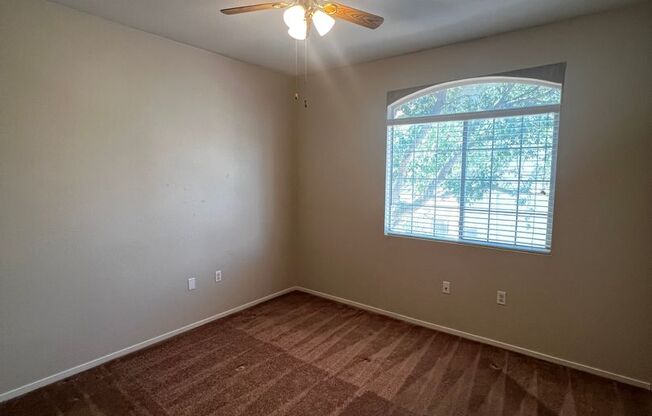3 beds, 2 baths, $1,695, Unit # 2102