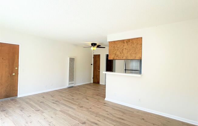 2 beds, 1 bath, 950 sqft, $2,795, Unit #10