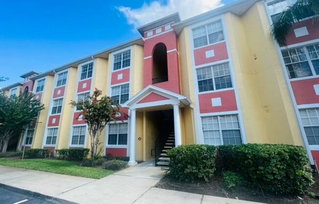 Orlando - 1 Bedroom / 1 Bathroom on the 2nd Floor Located for Rent in Gated Community Palms Villa Residence