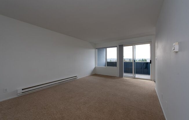 1 bed, 1 bath, 700 sqft, $1,395, Unit Unit 323