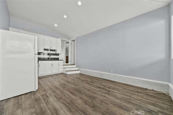 1 bed, 1 bath, 480 sqft, $2,100