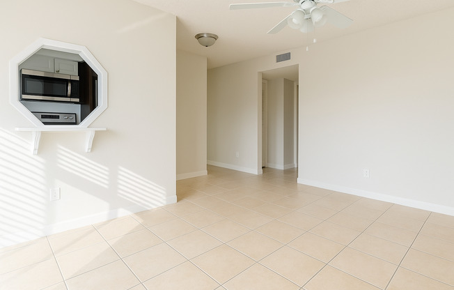 1 bed, 1 bath, 600 sqft, $1,850, Unit 04