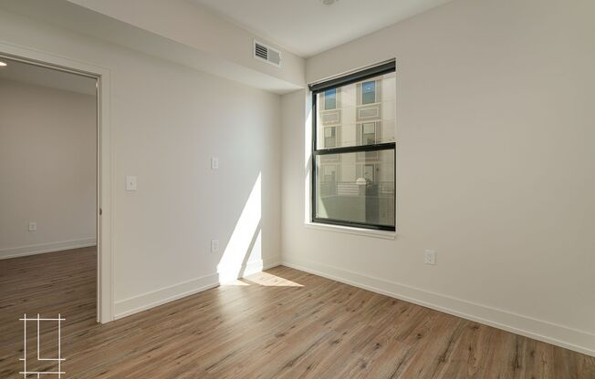 1 bed, 1 bath, $1,261, Unit 1050 N 4th St. Apt. 202