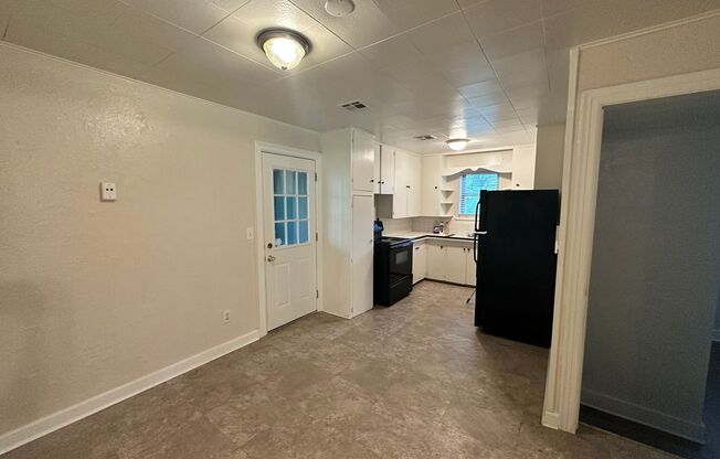 3bed/1bath Home Available Near Norman Campus!