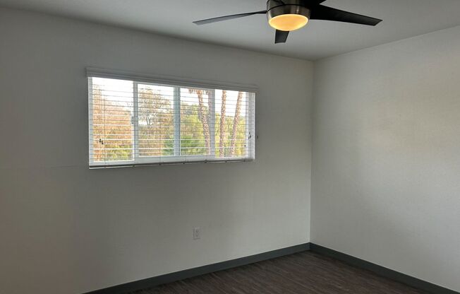 2 beds, 1 bath, 950 sqft, $2,940, Unit C027