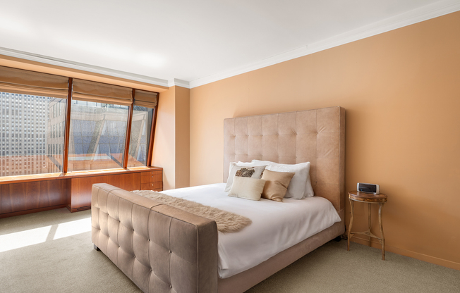 15 West 53rd St. 21C