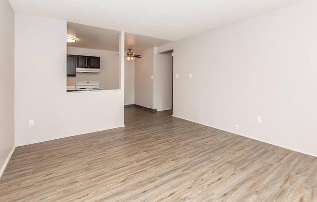 1 bed, 1 bath, 600 sqft, $869