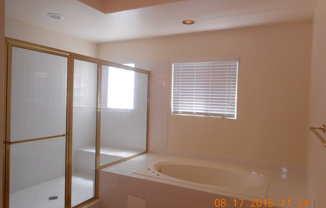 3 beds, 2.5 baths, $3,750