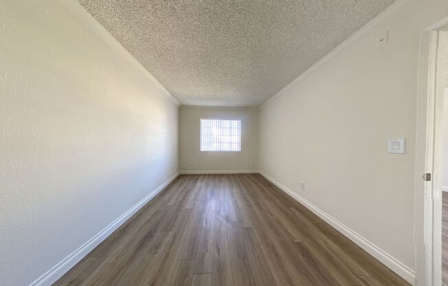 2 beds, 2 baths, 980 sqft, $2,295, Unit 4