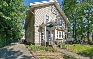 44 WYMAN RD