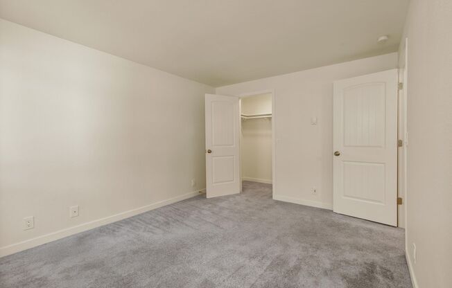 1 bed, 1 bath, 700 sqft, $1,795, Unit 34