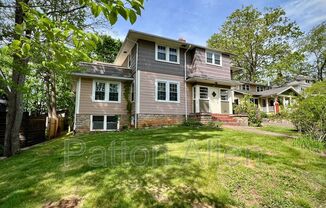 24 MAJESTIC AVE