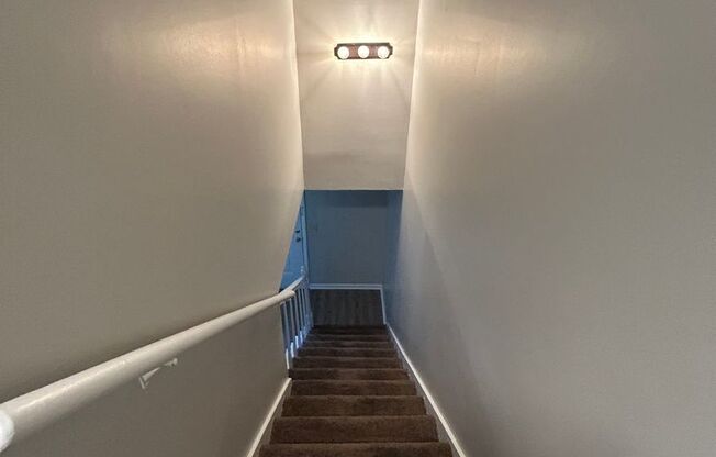 2 beds, 1.5 baths, 1,045 sqft, $1,100, Unit B2-03