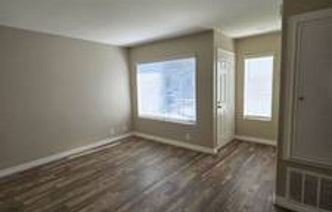 Lakeshore Terrace