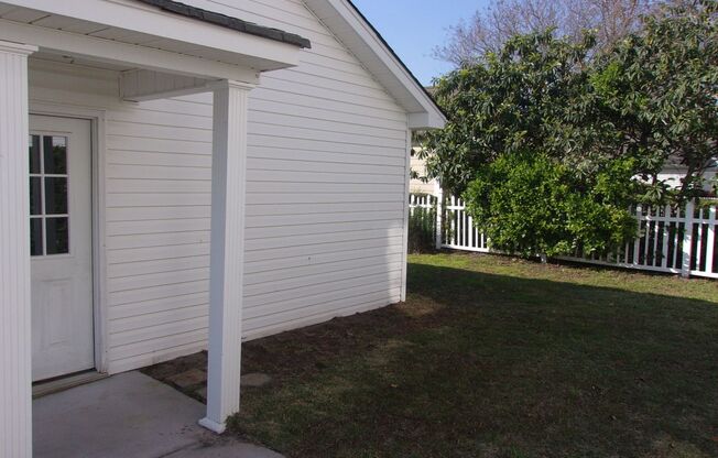 3 Bedroom / 2.5 Bathroom with 2 car garage at Bluffton Park
