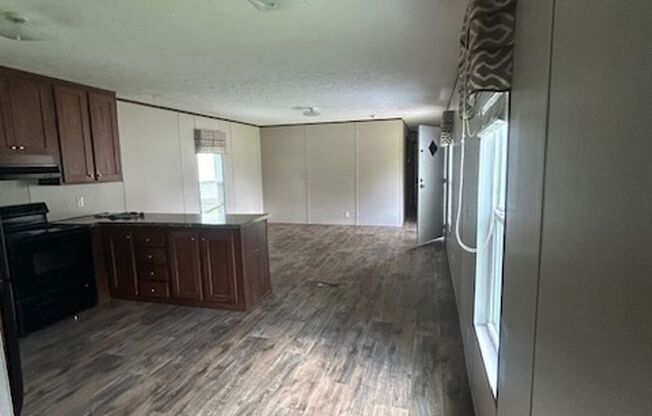 3 Bedroom Trailer in Hammond Available  Now