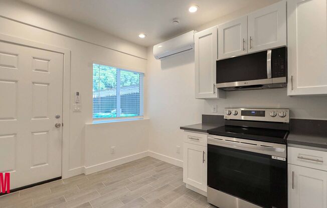 Studio, 1 bath, $1,599, Unit I