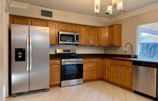 Adorable centrally located townhome