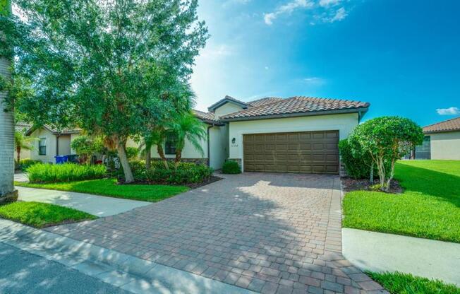 11264 REFLECTION ISLES BLVD