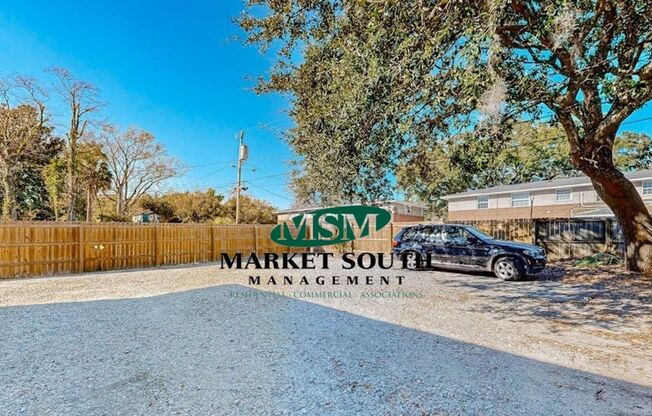 2 beds, 1 bath, 1,122 sqft, $1,900, Unit #2