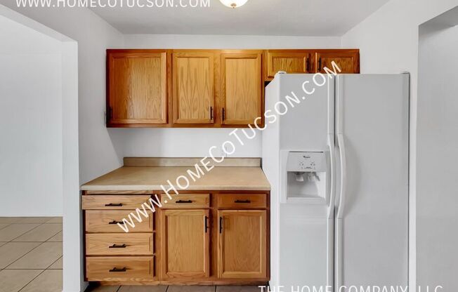 3332 E 28 ST