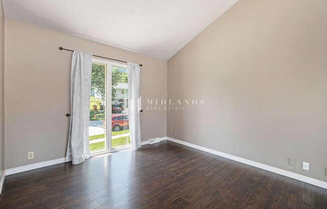 Millard 3 Bed / 2 Bath Split Entry