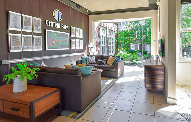 Lobby lounge area at Central Park Apartments in Worthington, Columbus, OH