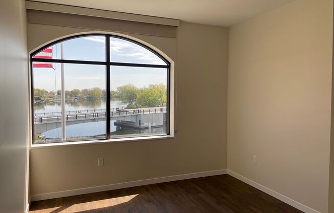 2 beds, 2 baths, 1,160 sqft, $1,950, Unit 307