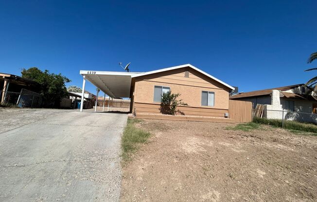 A Very Nice and Clean 3 Bedroom Single Story House in East Las Vegas. NO HOA!!!