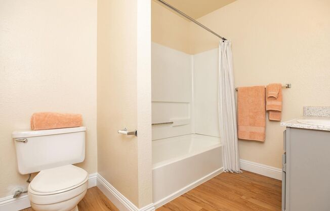 2 beds, 1 bath, 945 sqft, $1,695, Unit 73158